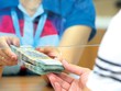 Tăng trưởng tín dụng 8 tháng đầu năm mới đạt hơn 8%, cách xa so với chỉ tiêu cả năm là 17%.