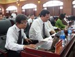 Ông Lê Văn Quang - nguyên Phó Ban Kl992 cổng game cá cược - Ngân sách HĐND TP (ngoài cùng, bên trái) là cán bộ xin nghỉ trước tuổi hưu đầu tiên và được hưởng chế độ chính sách mới của Đà Nẵng.