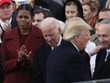 Cựu Đệ nhất phu nhân Mỹ Michelle Obama cho rằng Tổng thống Donald Trump từng đặt gia đình bà vào nguy hiểm. (Ảnh: AFP).