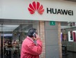 Một cửa hàng của hãng Huawei ở Thượng Hải, Trung Quốc (Ảnh: AFP).