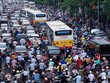 Ô tô, xe máy có thể chịu thêm phí mới là phí bảo vệ môi trường đối với khí thải.