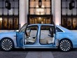 Cửa xe Lincoln Continental thế hệ thứ 10.
