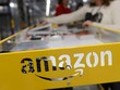 Hàng thủ công mỹ nghệ, dệt may, da giày, tiêu dùng Việt Nam có cơ hội bán trên Amazon. Ảnh: EPA.