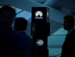 Huawei tự cô lập mình với Mỹ để tránh vi phạm lệnh cấm vận thương mại.