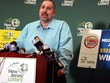Ông Richard Wahl ở New Jersey trúng độc đắc Mega Millions trị giá 533 triệu USD hồi tháng 4/2018. Khi đó ông chọn nhận tiền một lần và được chuyển vào tài khoản 324 triệu USD. Ảnh: USA Today. 