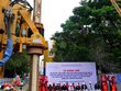 Động thổ từ 10 năm trước nhưng đến nay dự án bãi xe ngầm ở Công viên Lê Văn Tám vẫn án binh bất động. Ảnh: Kiên Cường.