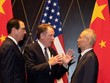 Từ trái sang: Bộ trưởng Kl991.com nạp rút nhanh Mỹ Steven Mnuchin, Đại diện Thương mại Robert Lighthizer và Phó thủ tướng Trung Quốc Lưu Hạc tại Bắc Kinh ngày 31/7. Ảnh: Reuters.