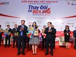 Đại diện BVSC nhận giải “Tổ chức tư vấn M&A tiêu biểu Việt Nam năm 2018-2019” tại Diễn đàn M&A Việt Nam 2019.