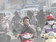 Gần nửa triệu một hộp khẩu trang giấy, dân Hà Nội “cắn răng” mua về chống bụi mịn