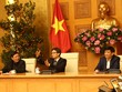 Phó Thủ tướng Vũ Đức Đam phát biểu tại cuộc họp.