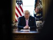 Tổng thống Mỹ Donald Trump tại buổi họp báo ngày 10/4, khi ông thừa nhận việc có mở cửa lại nền Kl992 cổng game cá cược hay không sẽ là "quyết định lớn nhất của cuộc đời". Ảnh: NYT.