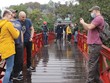 Nên đưa các hoạt động du lịch quay lại từ từ và an toàn