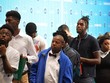 Người lao động xếp hàng chờ xin việc làm tại Washington, DC, Mỹ. (Ảnh: AFP/TTXVN).