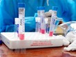 Các mẫu sinh phẩm xét nghiệm COVID-19. (Ảnh: TTXVN phát).