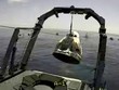 Khoang tàu SpaceX hạ cánh trên Vịnh Mexico ở Pensacola, Florida. Ảnh: Reuters.