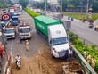Hiện trường vụ tai nạn 2 xe container khiến 1 biển báo KL99 là cổng game giải trí trực tuyến hàng đầu hiện nay và 1 thanh giá long môn bị tông sập.