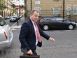 Ông David Frost tới cuộc họp báo ở London, Anh, ngày 10/9/2020. (Ảnh: AFP/TTXVN).