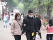 Người dân ra khỏi nhà bắt buộc phải đeo khẩu trang để phòng, chống dịch bệnh Covid-19.