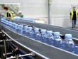 Thị trường nước lọc đóng chai đạt quy mô 161,04 tỷ USD vào năm 2018 và tiếp tục tăng mạnh, dù chất lượng hầu như không hơn nước máy công cộng.