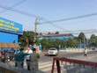 Phong tỏa Trường Đại học Thủ Dầu Một, nơi sinh viên N.T.M.A theo học. (Ảnh: Văn Hướng/TTXVN).