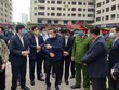 Chủ tịch UBND TP Hà Nội Chu Ngọc Anh kiểm tra công tác phòng chống dịch bệnh tại quận Hoàng Mai.
