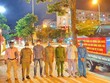 Tổ phản ứng nhanh dẹp tiếng ồn karaoke của phường Nại Hiên Đông.