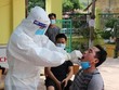 Lấy mẫu xét nghiệm COVID-19. Ảnh minh họa. (Nguồn: TTXVN).
