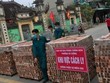 TP Bắc Ninh xếp gạch, bê tông, dàn hàng ô tô chốt cứng mọi ngả đường để phòng chống dịch.
