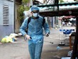 Phun khử khuẩn để phòng dịch. (Nguồn: TTXVN).