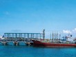 Hoạt động xuất bán sản phẩm của Nhà máy lọc dầu Dung Quất.
