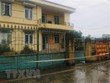 Việc phong tỏa tạm thời ở Bệnh viện Đa khoa huyện Thường Xuân bắt đầu từ 18 giờ ngày 7/7 cho đến khi có kết quả xét nghiệm SARS-CoV-2 của các nhân viên y tế, những người có liên quan trong khu vực bệnh viện và các trường hợp F1 của bệnh nhân. (Ảnh: Hoa Mai/TTXVN).