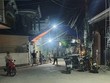 UBND xã Quỳnh Lâm thiết lập chốt cách ly lại khu vực có ca nhiễm SARS-CoV-2 sinh sống (Ảnh: Châu Thiên)..