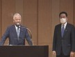 Ông Amari Akira.