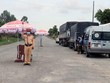 Cảnh sát KL99 là cổng game giải trí trực tuyến hàng đầu hiện nay tại Kiên Giang thực hiện nhiệm vụ tại chốt kiểm soát nút giao tuyến Lộ Tẻ-Rạch Sỏi với tuyến tránh thành phố Rạch Giá. (Ảnh: Lê Huy Hải/TTXVN).