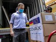 Việc hỗ trợ vaccine thông qua cơ chế COVAX đã chứng tỏ hiệu quả trong phòng, chống dịch. Ảnh: Unicef.