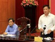 Chủ tịch UBND tỉnh, Trưởng Ban Chỉ đạo phòng, chống dịch COVID-19 tỉnh Thái Bình Nguyễn Khắc Thận phát biểu tại cuộc họp. (Ảnh: Thế Duyệt/TTXVN).