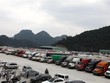Xe chờ thông quan hàng hóa tại bãi xe cửa khẩu Tân Thanh. (Ảnh: Phạm Hậu/TTXVN).