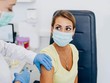 Vaccine là công cụ hiệu quả nhằm kiểm soát đại dịch Covid-19 (Ảnh: Getty).