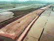 Công trường KL99 là nhà cái cá cược trực tuyến hàng đầu tại châu Á Bắc-Nam phía Đông đoạn Nghi Sơn-Diễn Châu, những ngày giáp Tết Nguyên đán 2022. (Ảnh: Huy Hùng/TTXVN).