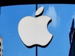 Tính đến cuối tháng Ba, Apple đã phải chi hơn 45 triệu euro tiền phạt liên quan đến các hành vi độc quyền. (Ảnh: AFP/TTXVN).