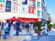 Một khu phố ở Thượng Hải tiến hành xét nghiệm cho người dân. Ảnh: VCG.