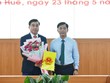 Ông Nguyễn Văn Phúc (trái) được bổ nhiệm giữ chức Giám đốc Sở Du lịch Thừa Thiên Huế.