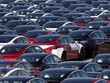 Xe ôtô điện của Tesla tại cảng ở Southampton, Anh. (Ảnh: AFP/TTXVN).