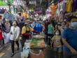 Một khu chợ ở Bangkok, Thái Lan (Ảnh: AP).