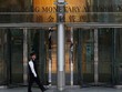 Bên ngoài Cơ quan quản lý tiền tệ Hong Kong. (Nguồn: Reuters).