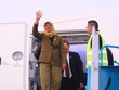Tổng thống Singapore Halimah Yacob đến Sân bay Quốc tế Nội Bài, Hà Nội. (Ảnh: Văn Điệp/TTXVN).