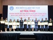 Lãnh đạo BHXH Việt Nam và lãnh đạo VCCI tặng bằng khen cho các Kl991.com World Cup 2026 Chính Thức tiêu biểu trong thực hiện chính sách BHXH khu vực phía Nam.
