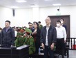 Các bị cáo trong phiên xét xử.