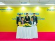 Ông Hà Huy Cường- Phó Tổng Giám đốc Nam Á Bank (Trái) và Ông Lee Jun Hyuck- Tổng Giám đốc 99Kl99 link đăng nhập Pinetree (Phải) đại diện ký kết.