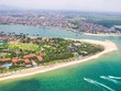 Bán đảo Bảo Ninh thuộc Tp Đồng Hới, có tổng diện tích 1.600 ha, hiện đang là điểm đến Kl99ok phiên bản mới của nhiều thương hiệu nổi tiếng.